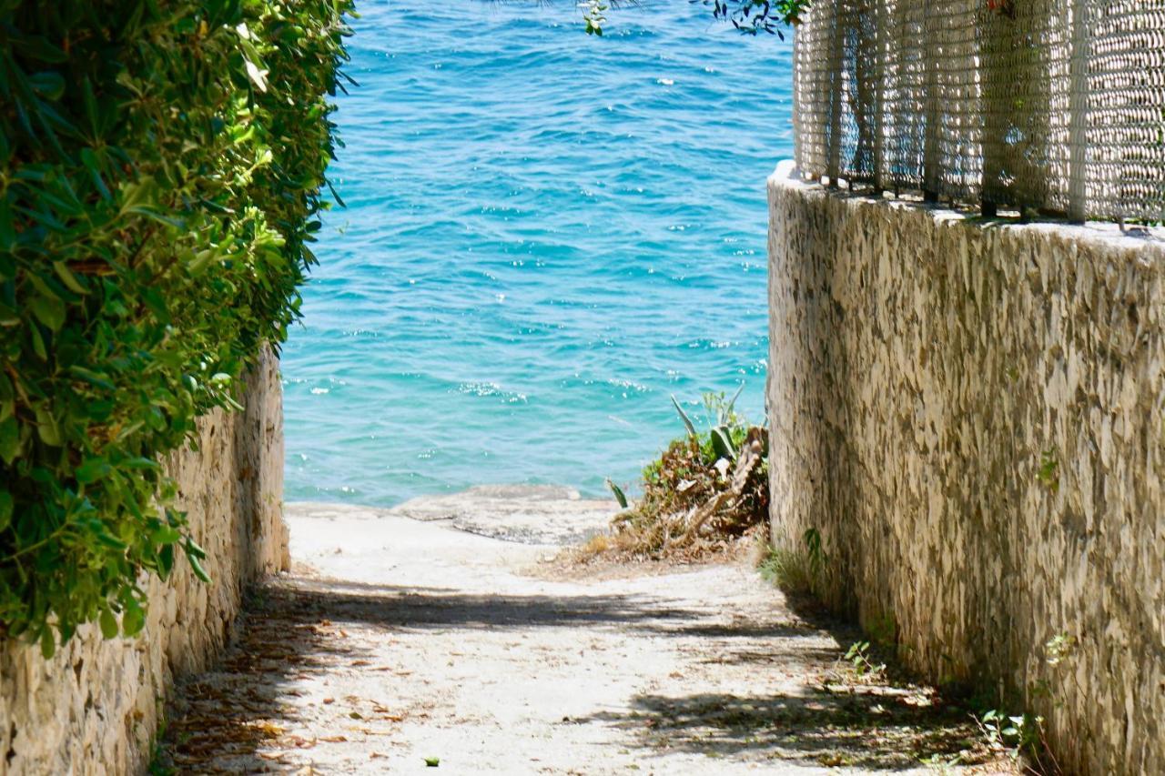 سيغيت فغانييتْسا Villa Luxury Trogir المظهر الخارجي الصورة