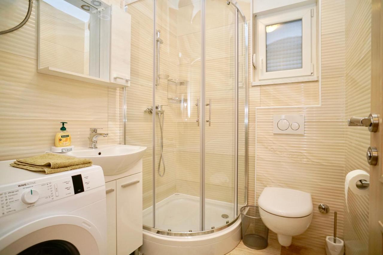 سيغيت فغانييتْسا Villa Luxury Trogir المظهر الخارجي الصورة