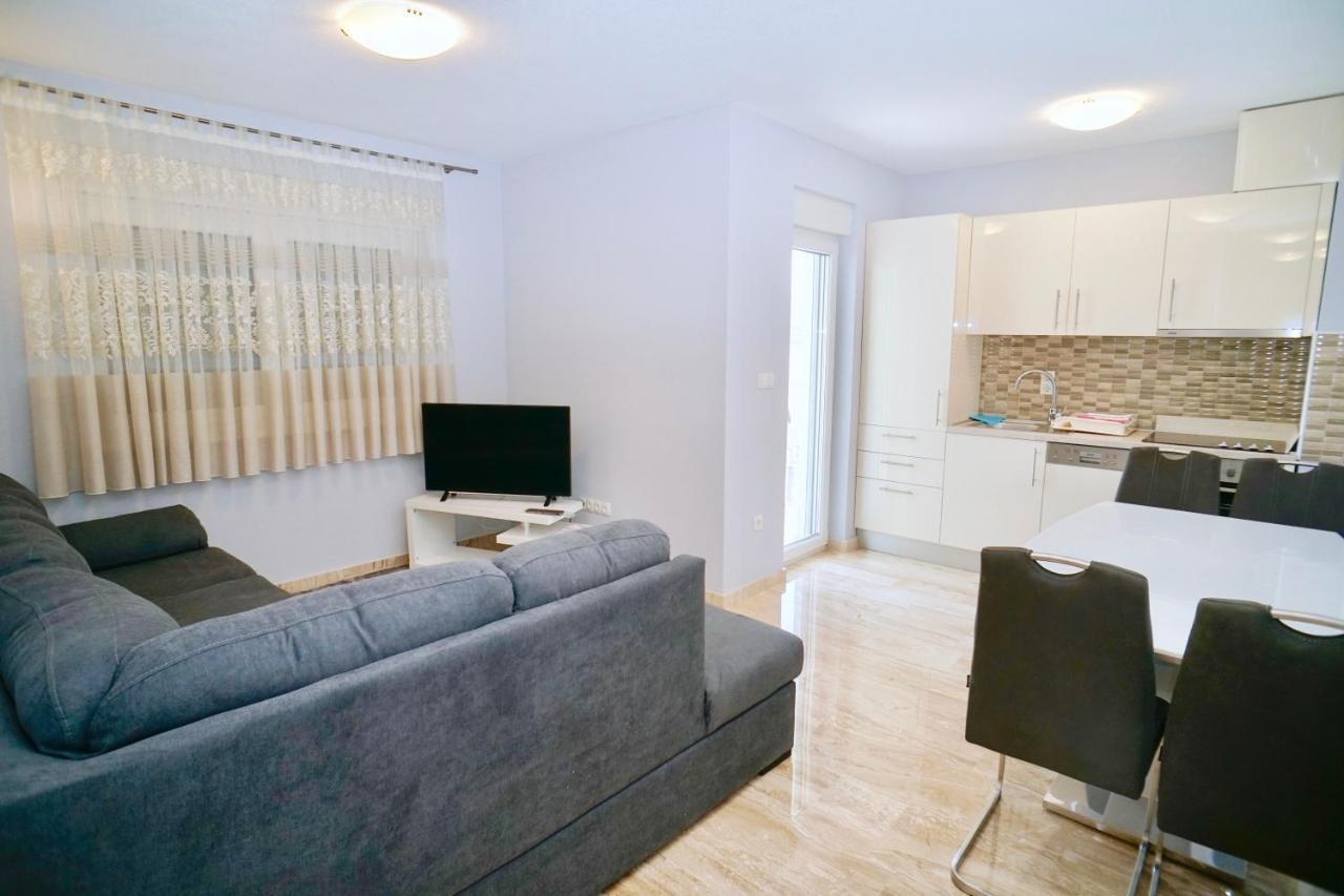 سيغيت فغانييتْسا Villa Luxury Trogir المظهر الخارجي الصورة
